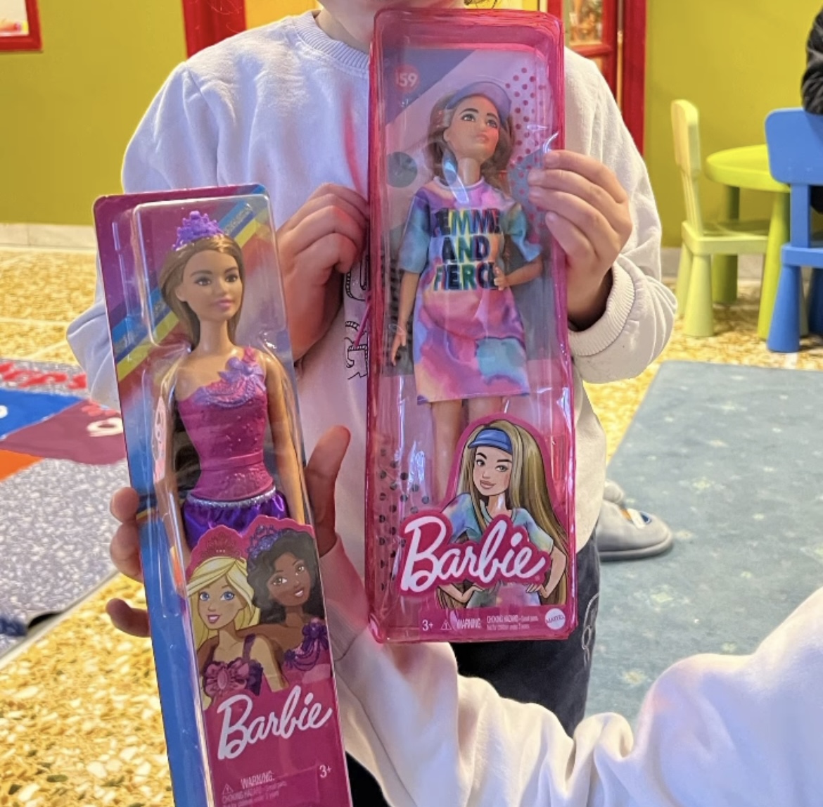 Mum Institute gave Christmas gifts at Paidopoli Agios Andreas