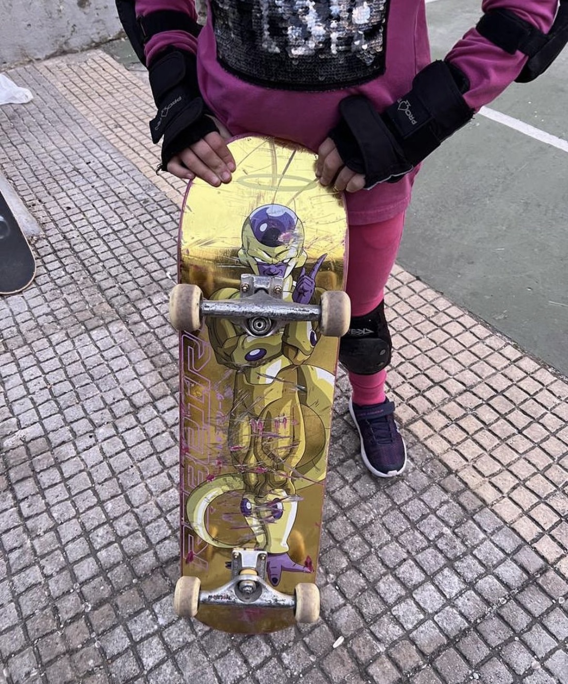 Το Μum Institute διοργανώνει μαθήματα skateboard στην Παιδόπολη Άγιος Ανδρέας σε συνεργασία με την ομάδα Free Movement Skateboarding