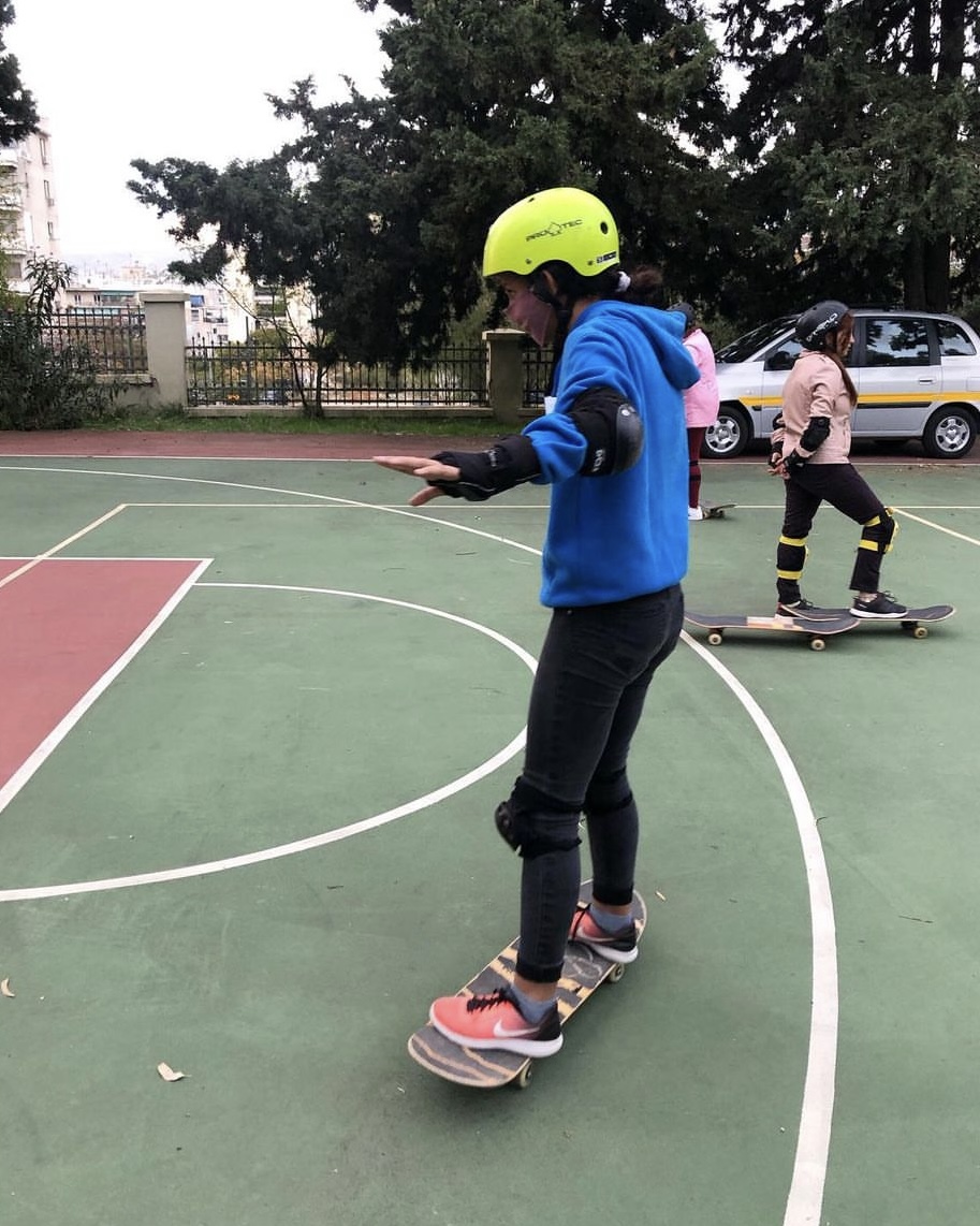 Το Mum Institute ξεκίνησε μαθήματα skateboard στην Παιδόπολη Αγία Βαρβάρα με το Free Movement Skateboarding